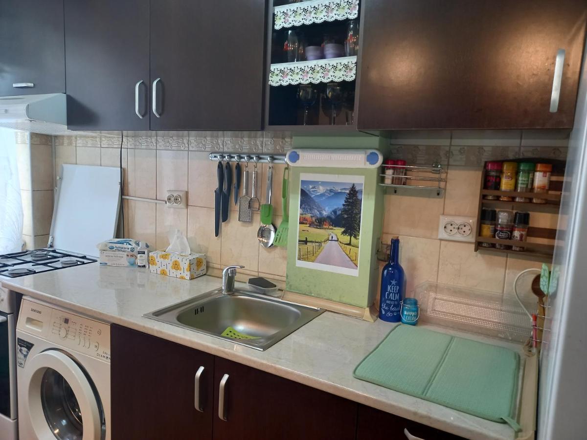 Blue Sky Apartment Ploiesti Exterior photo